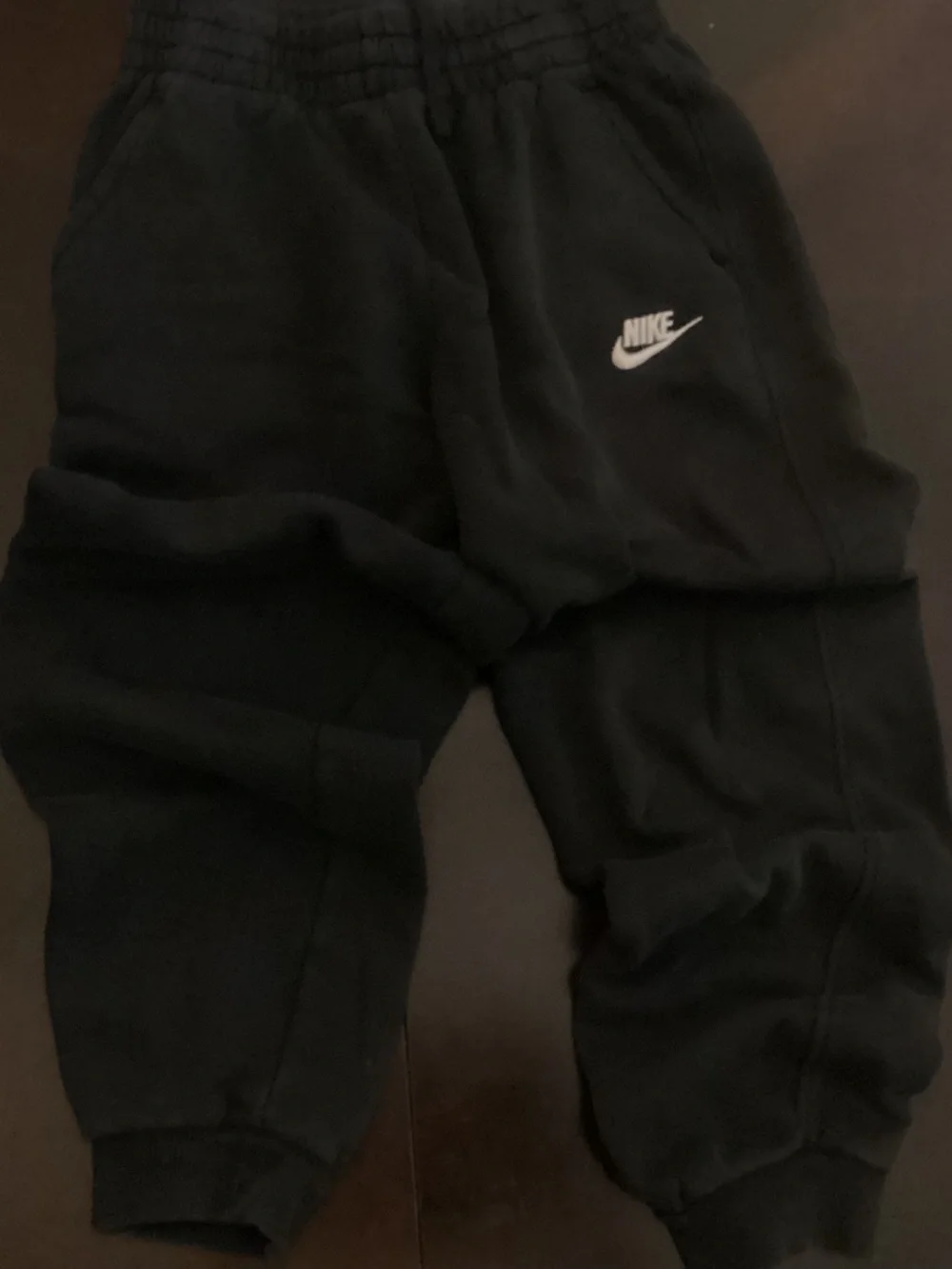 Nike sweatpants black large